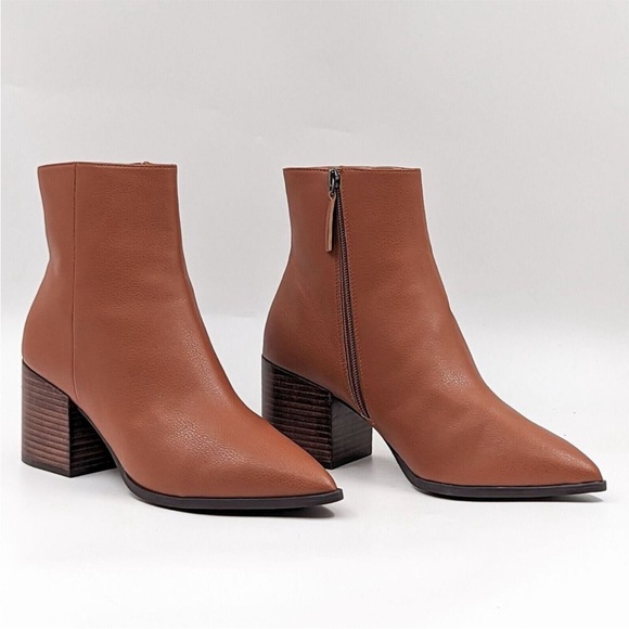 Paulo WYNDA leather low mid Tan Ankle women’s ankle pointed toe  boots Sz 12